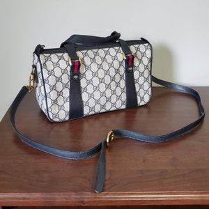 Gucci Crossbody Bag in Black and Cream
